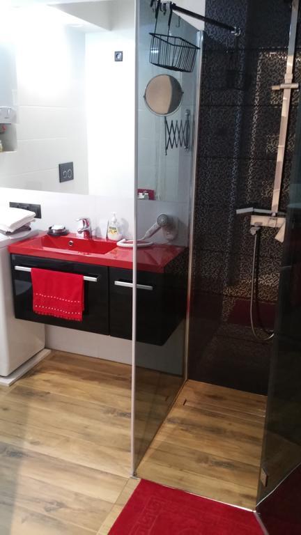 A3Xd Apartament เชสโตฮอวา ภายนอก รูปภาพ