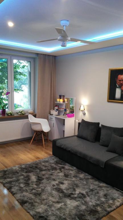 A3Xd Apartament เชสโตฮอวา ภายนอก รูปภาพ