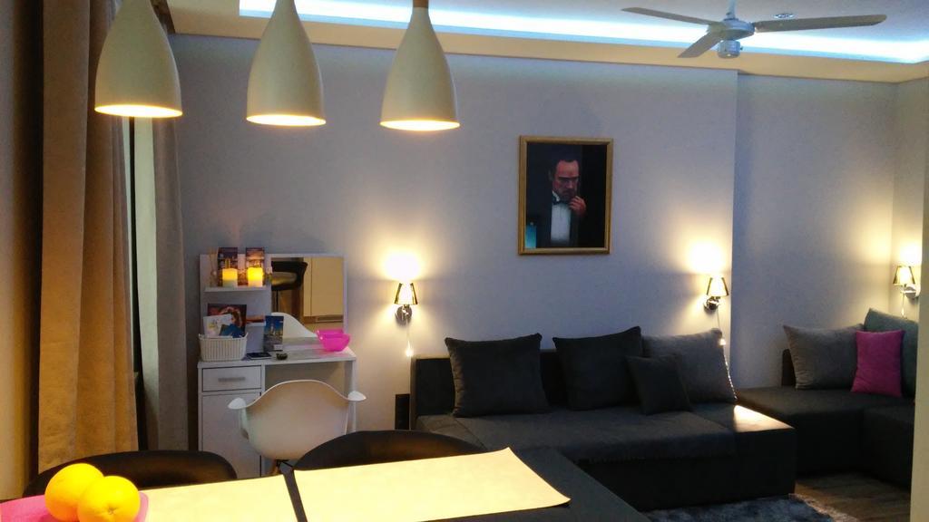 A3Xd Apartament เชสโตฮอวา ภายนอก รูปภาพ