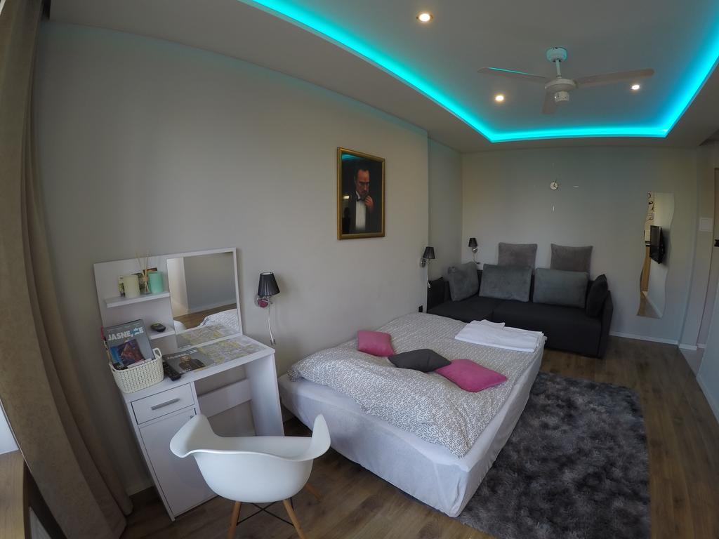 A3Xd Apartament เชสโตฮอวา ภายนอก รูปภาพ